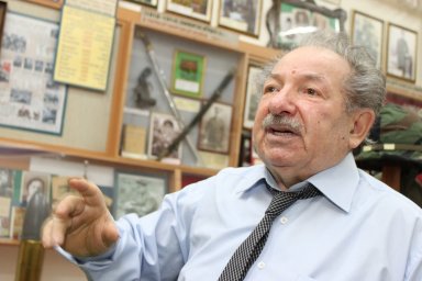 Давид Зельвенский. Энергия мужества