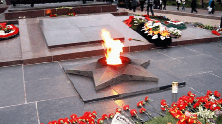 Санкт-Петербург запускает литературный конкурс к 75-летию Победы &laquo;Первый и последний дни войны&raquo;